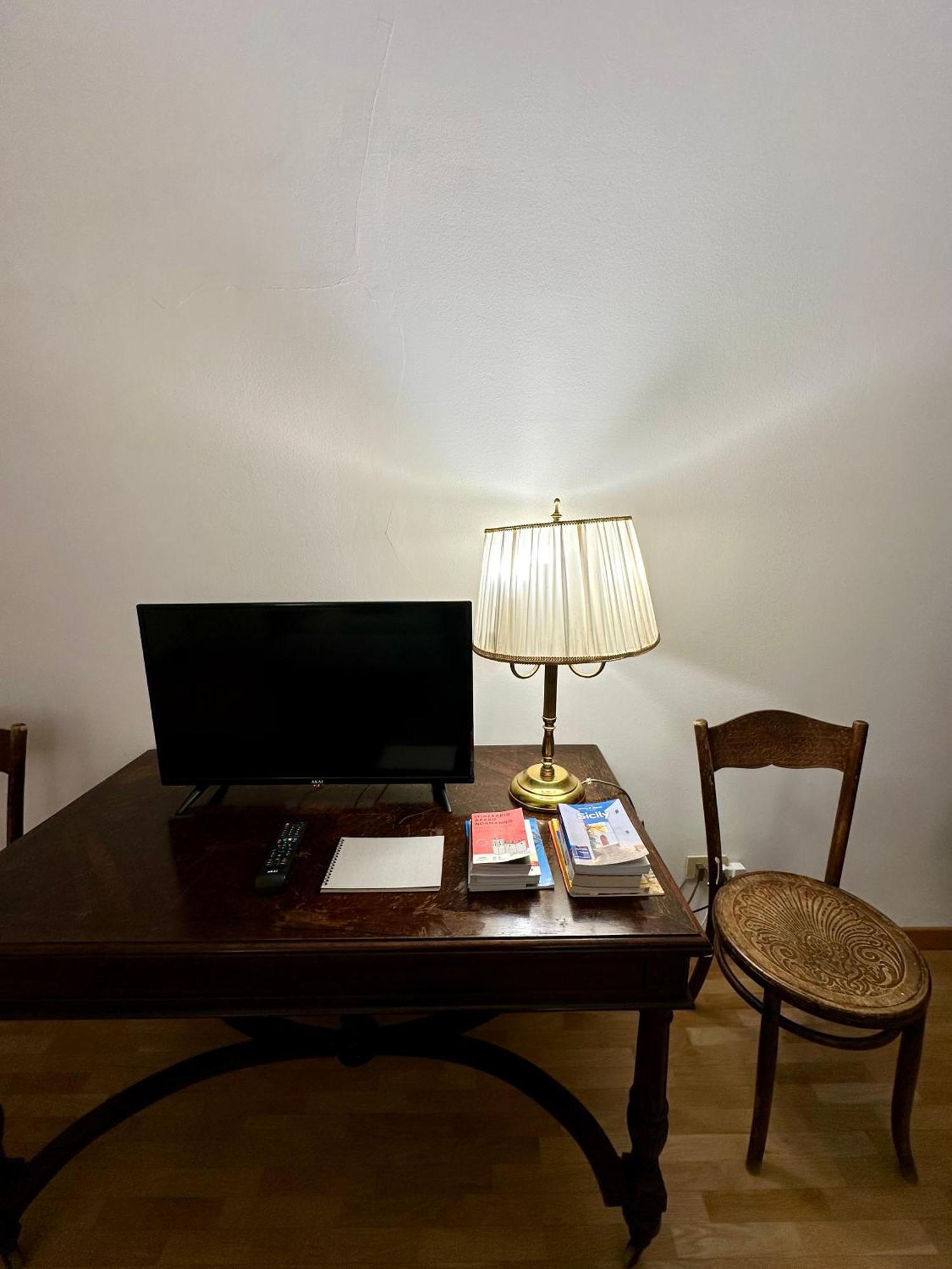 Case Natoli - Residenze D'Epoca Palermo Luaran gambar